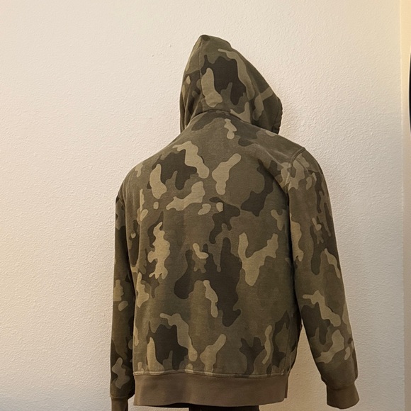 Weatherproof Men's Green Camouflage Hoodie - Picture 2 of 4
